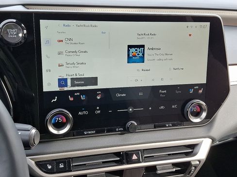 Used 2024 Lexus RX 350 AWD image 17