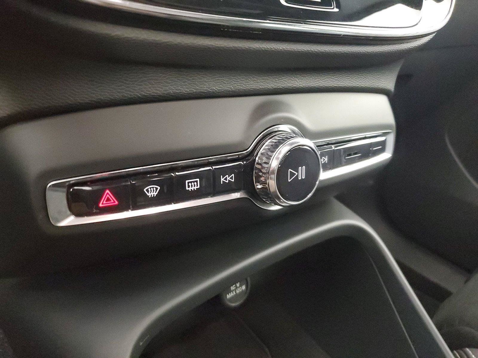 Used 2023 Volvo C40 P8 Recharge Ultimate AWD/4WD image 30