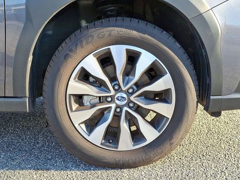 Certified 2025 Subaru Outback Limited image 10