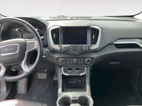 Certified 2022 GMC Terrain SLT AWD/4WD image 11