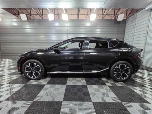 Used 2024 Kia EV6 Wind w/ Wind Technology Package image 8