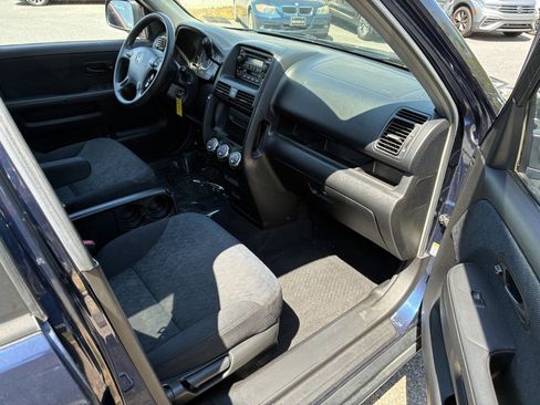 Used 2006 Honda CR-V LX image 16