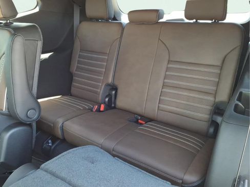 New 2026 GMC Acadia Denali Ultimate w/ LPO, Floor Liner Package FWD image 22