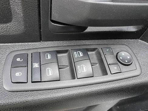 Used 2022 RAM 3500 Tradesman AWD/4WD image 9