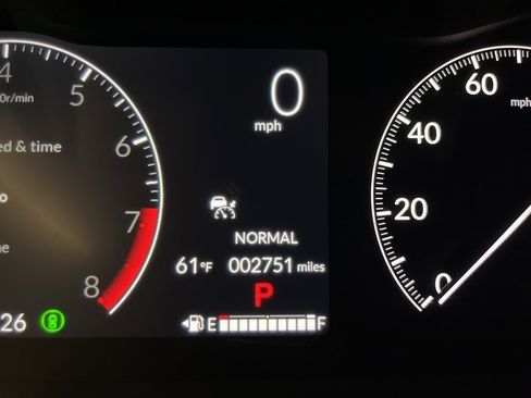 Used 2025 Honda Odyssey Touring image 17