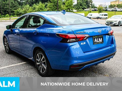 Used 2024 Nissan Versa SV FWD image 4