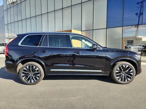 Used 2026 Volvo XC90 B6 Plus w/ Protection Package Premier AWD/4WD image 7