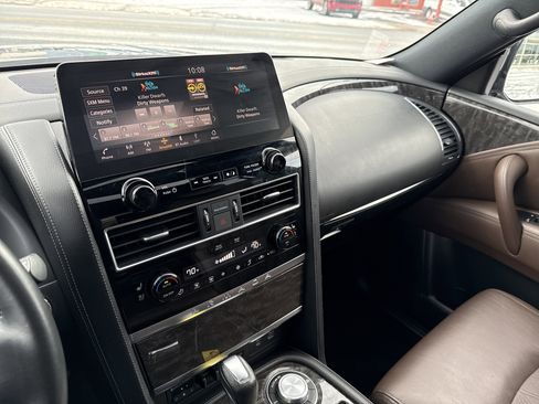 Used 2023 Nissan Armada Platinum w/ Captain's Chairs Package image 23