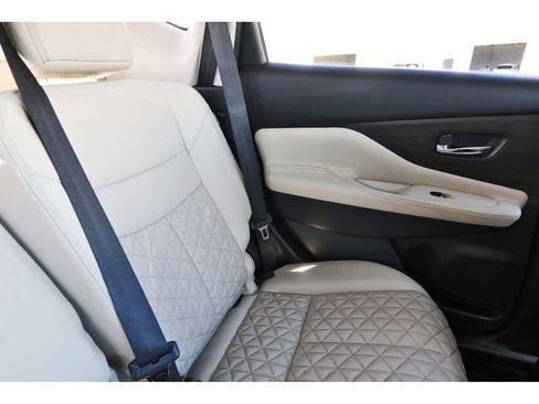 Used 2022 Nissan Murano Platinum w/ Cargo Package FWD image 6