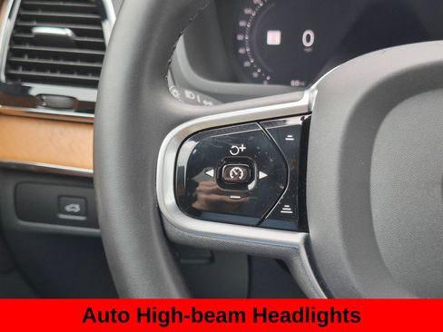 Used 2023 Volvo XC90 B6 Plus w/ Protection Package AWD/4WD image 15