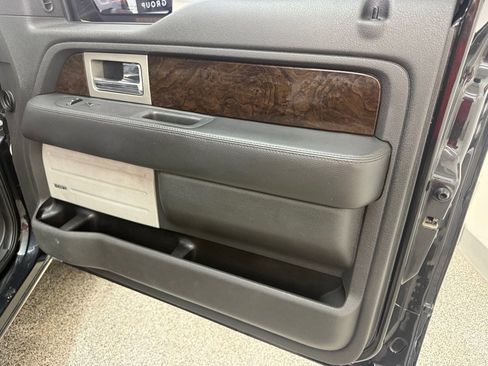 Used 2013 Ford F150 Platinum image 26