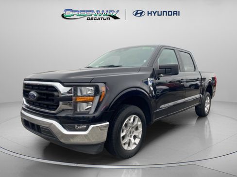 Used 2023 Ford F150 XLT image 3