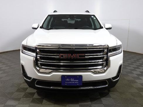 Used 2023 GMC Acadia SLT image 3