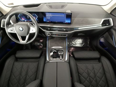 Used 2025 BMW X7 xDrive40i image 56