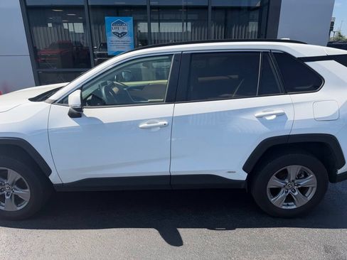 Used 2023 Toyota RAV4 XLE w/ Convenience Package AWD/4WD image 3