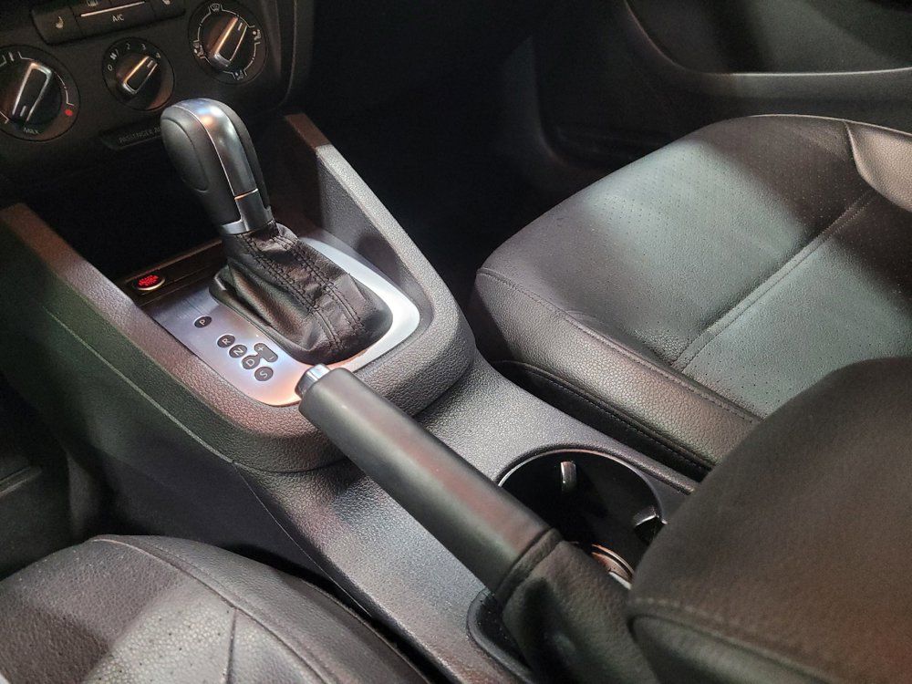 Used 2014 Volkswagen Jetta SE FWD image 26