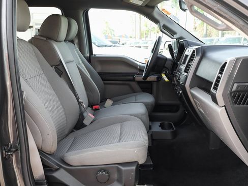 Used 2018 Ford F150 XLT w/ XTR Package image 35