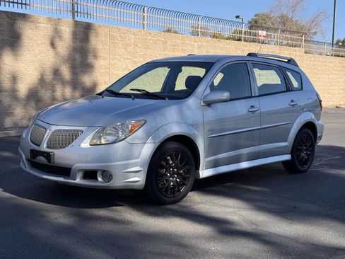 Used 2008 Pontiac Vibe w/ Preferred Package image 1