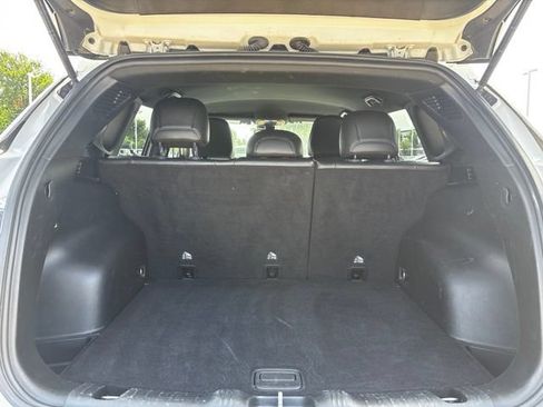 Certified 2024 Jeep Compass Latitude AWD/4WD image 16