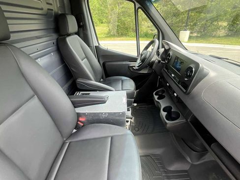 Certified 2024 Mercedes-Benz Sprinter 3500 image 10