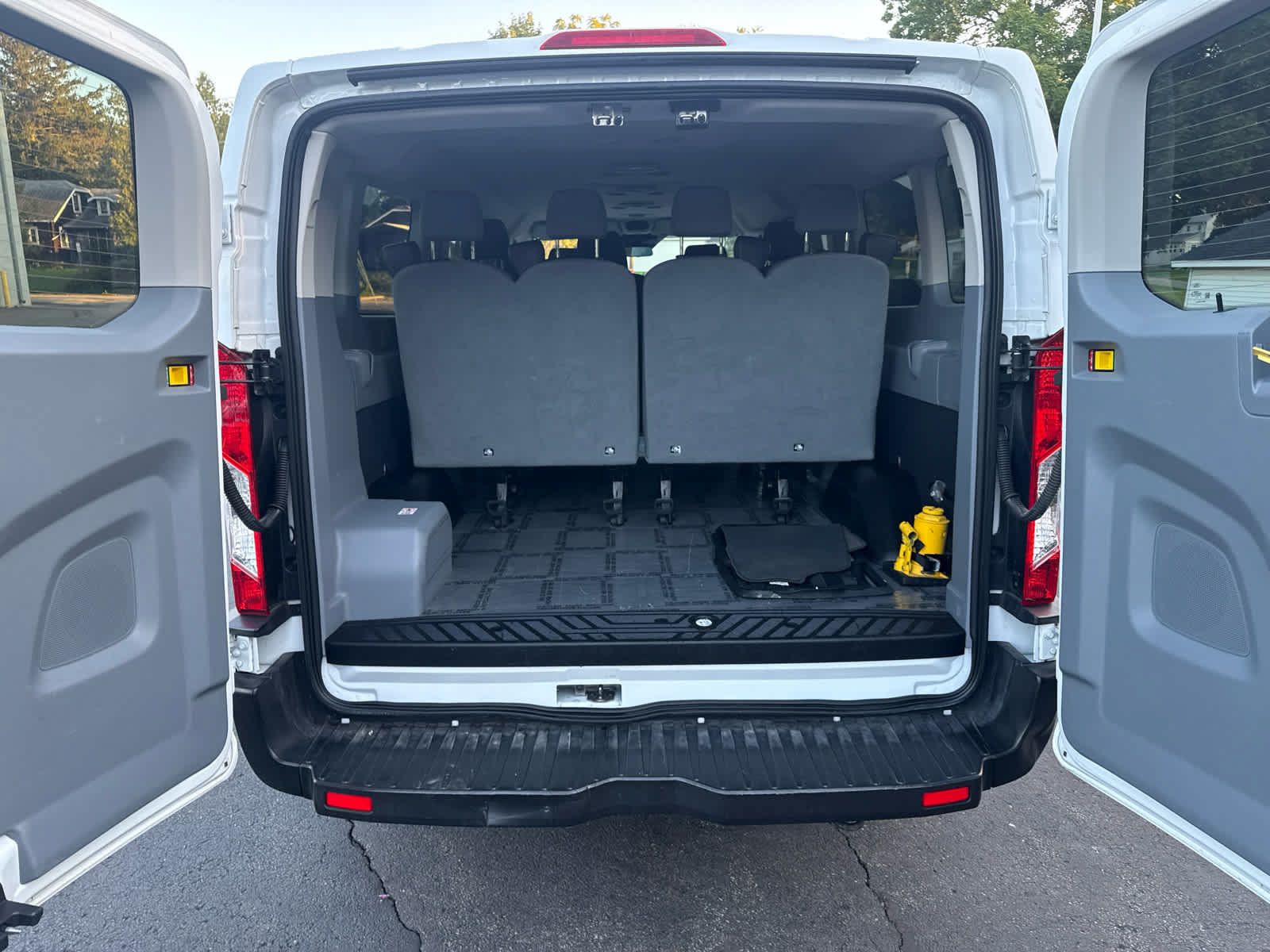 Used 2019 Ford Transit 350 XL RWD image 14