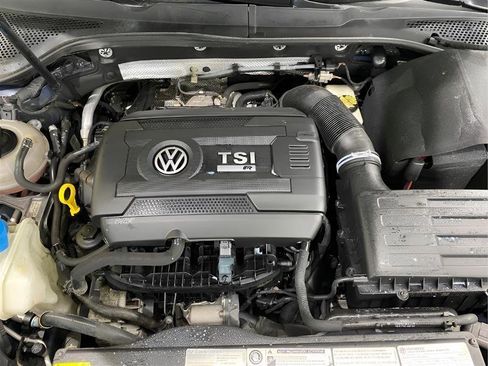 Used 2016 Volkswagen Golf R 4-Door AWD/4WD image 21
