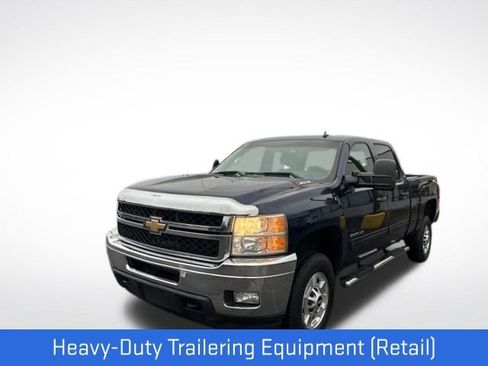 Used 2011 Chevrolet Silverado 2500 LT w/ Interior Plus Package image 9