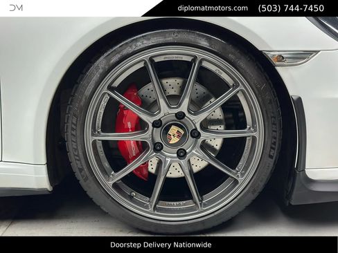 Used 2014 Porsche 911 Carrera S image 34