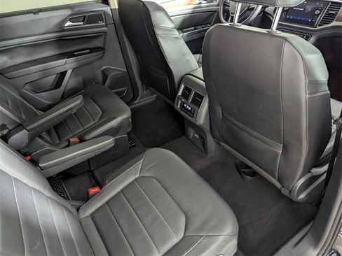 Used 2019 Volkswagen Atlas SEL Premium image 32