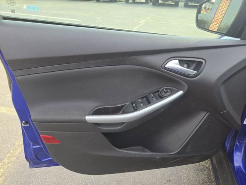 Used 2014 Ford Focus SE w/ Equipment Group 201A image 11