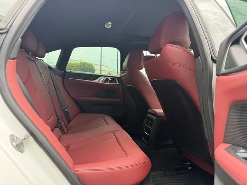 Used 2025 BMW i4 eDrive40 RWD image 18