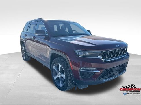 Used 2023 Jeep Grand Cherokee Limited image 9