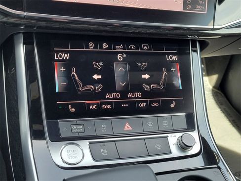 Used 2019 Audi Q8 Premium w/ Convenience Package image 17