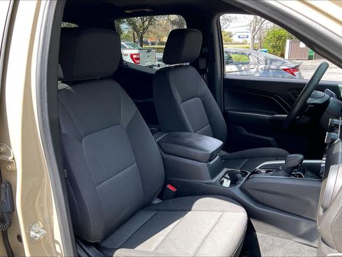 Used 2024 Chevrolet Colorado Trail Boss w/ Advanced Trailering Package AWD/4WD image 8