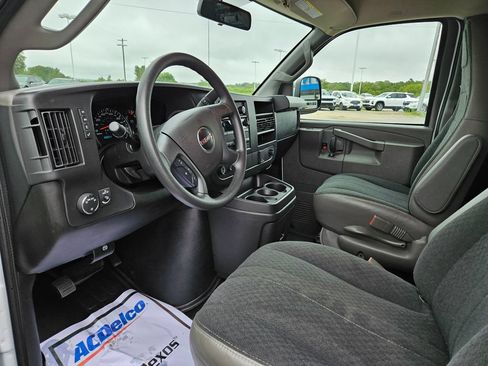 Used 2025 GMC Savana 2500 w/ Driver Convenience Package RWD image 18