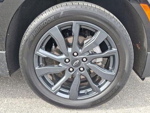 Used 2023 Chevrolet Equinox RS image 9