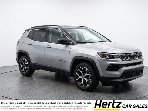 Used 2025 Jeep Compass Limited image 1