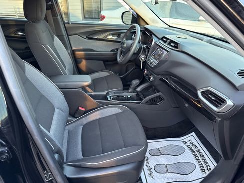Used 2022 Chevrolet TrailBlazer LS image 10