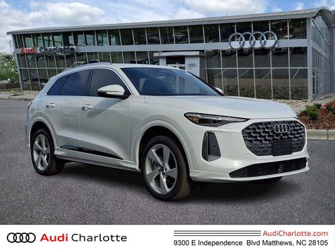 New 2026 Audi Q5 Premium Plus image 1