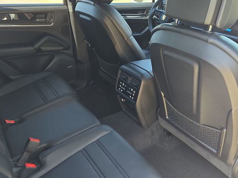 Certified 2024 Porsche Cayenne S image 26