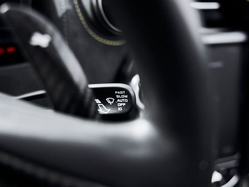 Used 2021 McLaren 720S Luxury RWD image 52