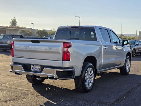 Used 2022 Chevrolet Silverado 1500 LTZ w/ LTZ Premium Package image 7
