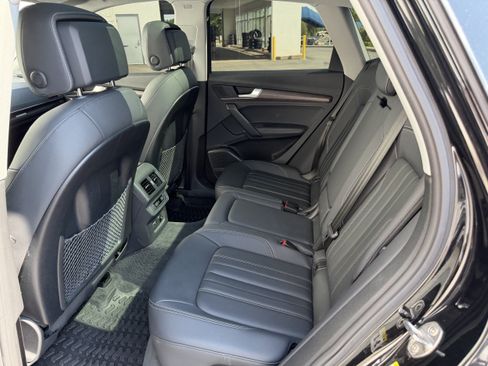 Used 2023 Audi Q5 2.0T Premium Plus w/ Premium Plus Package AWD/4WD image 26