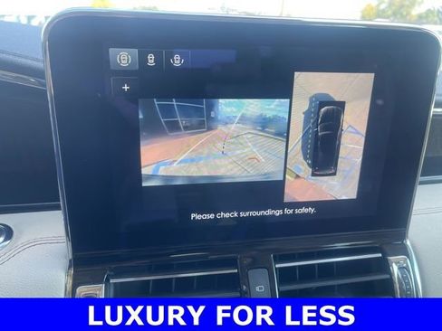 Used 2020 Lincoln Navigator L Reserve w/ Luxury Package image 33