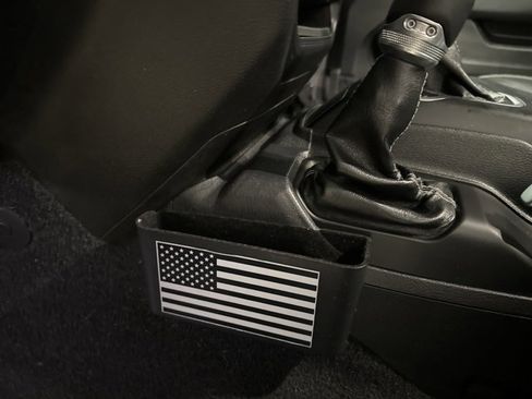 Used 2019 Jeep Wrangler Unlimited Sahara image 33