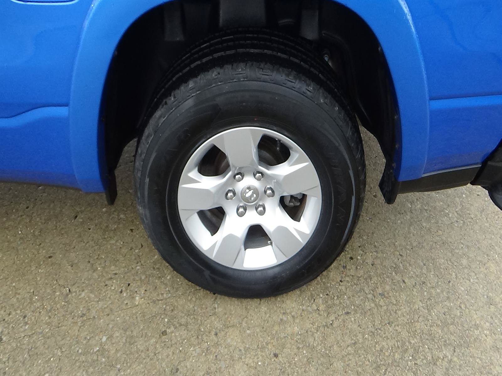 Used 2025 RAM 1500 Big Horn AWD/4WD image 10