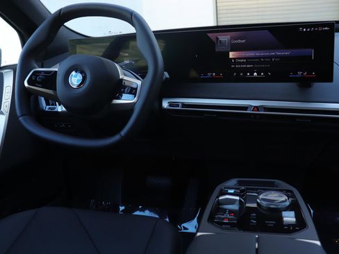 New 2026 BMW iX xDrive45 image 28