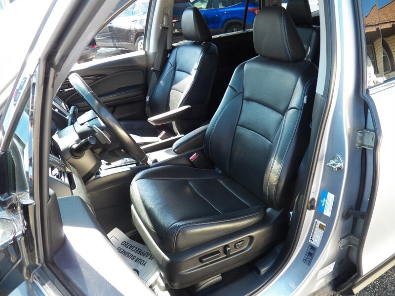 Used 2017 Honda Pilot Elite image 8