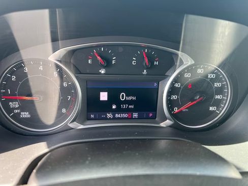 Used 2022 GMC Acadia SLT w/ Preferred Package AWD/4WD image 18