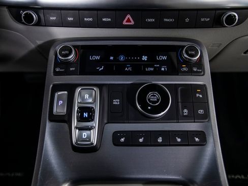 Used 2023 Hyundai Palisade Calligraphy w/ Cargo Package image 39